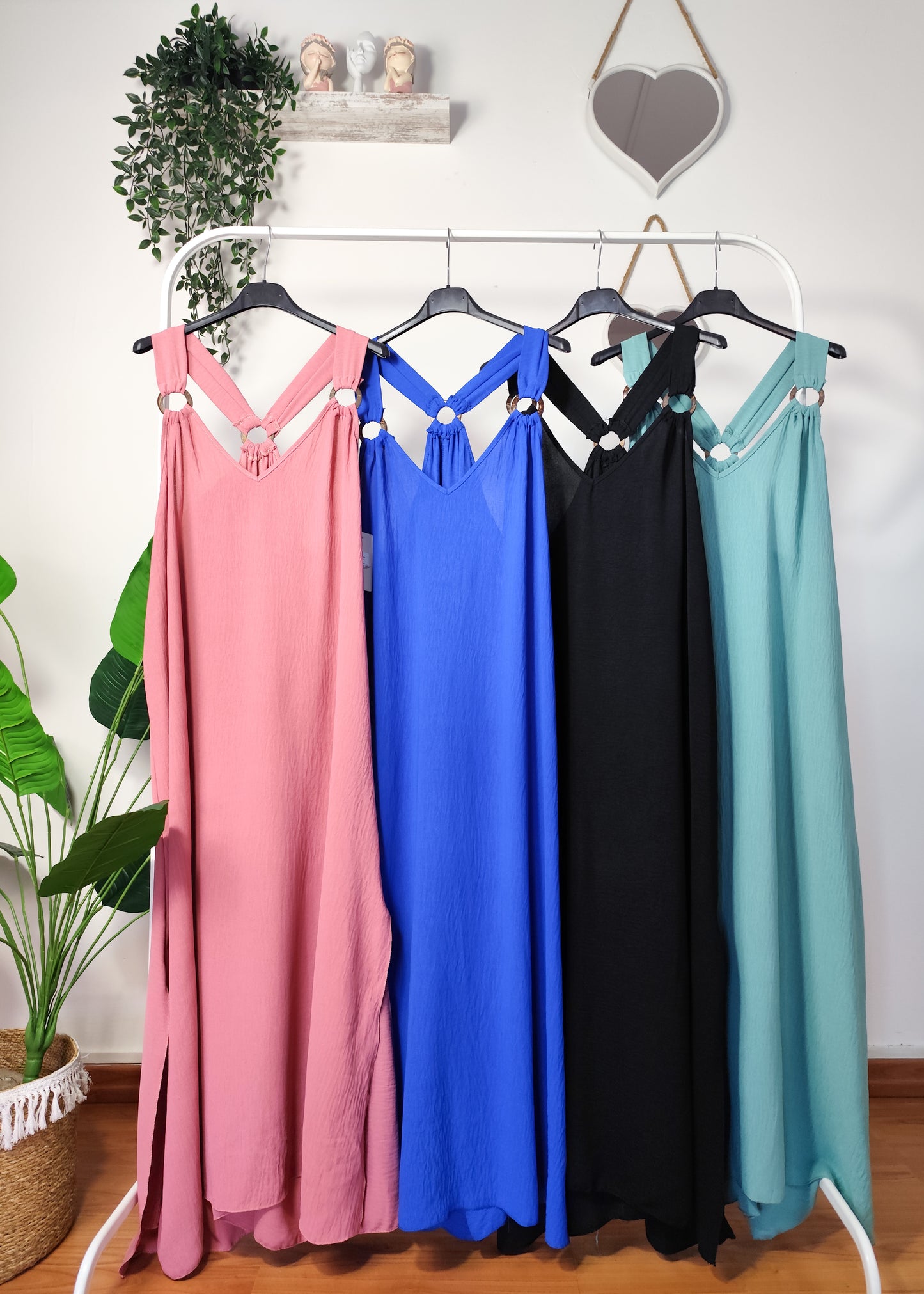 Vestito lungo con intreccio