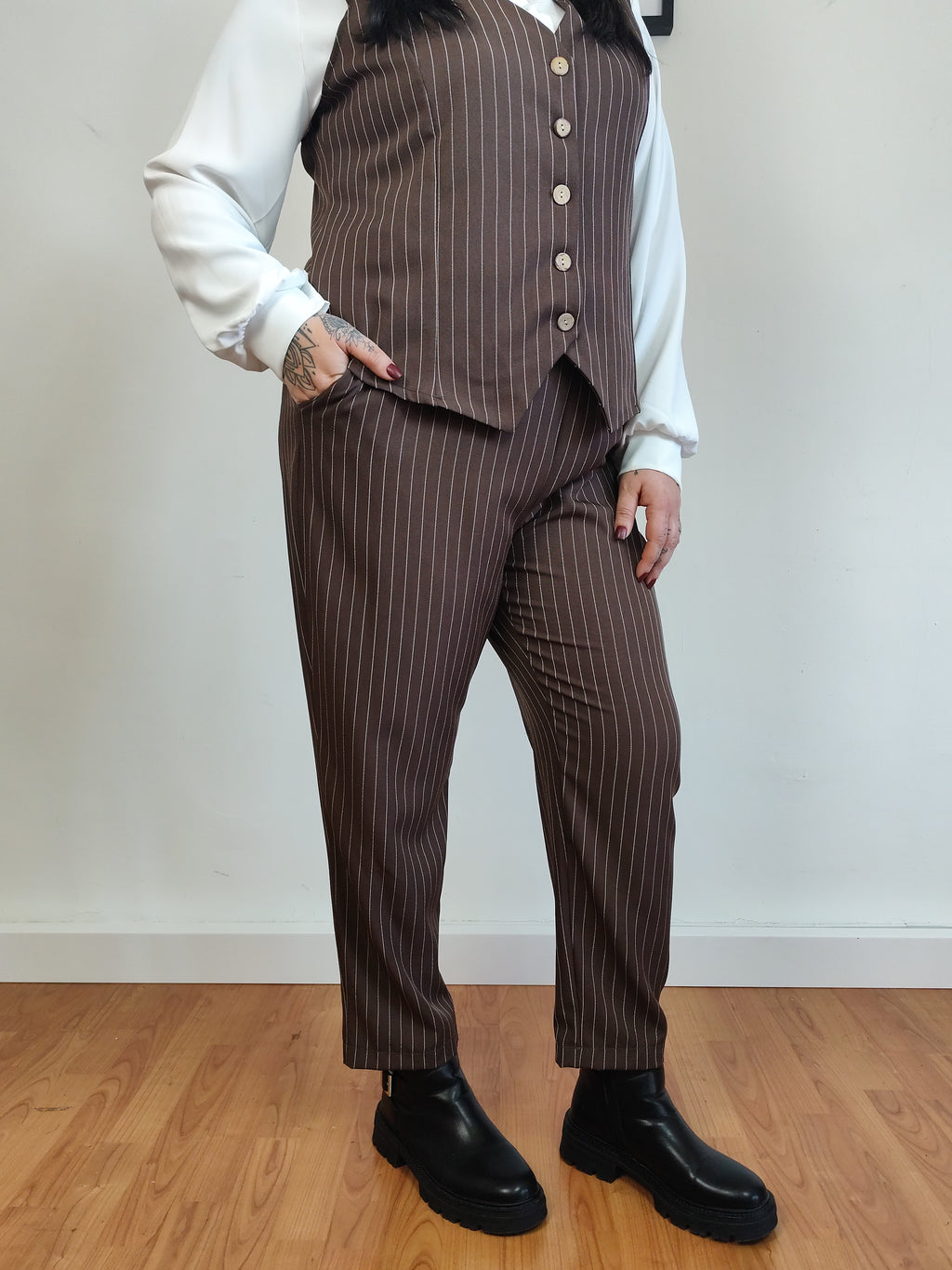 Completo Curvy gessato