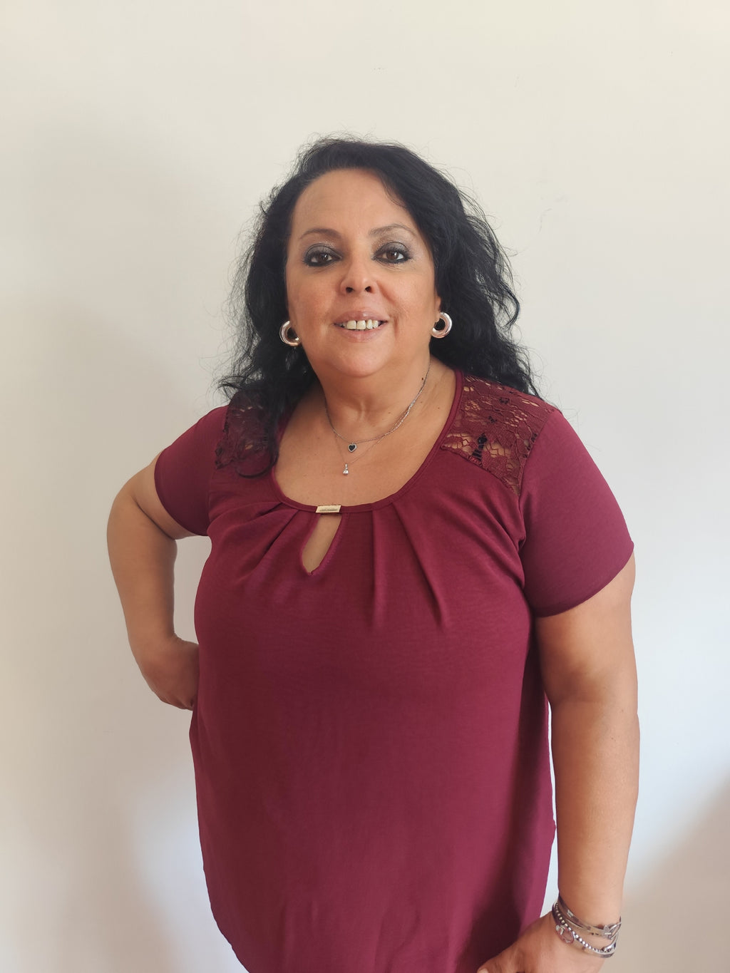 maglia curvy con inserti in pizzo