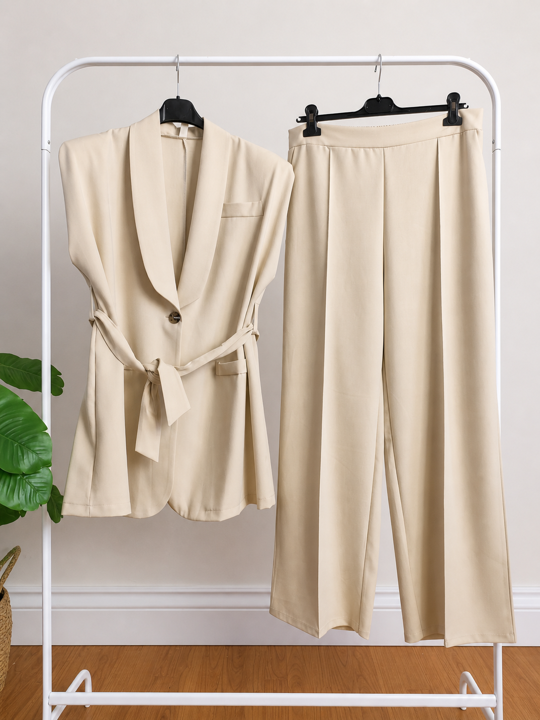 Tailleur Curvy Smanicato Elegante e Comodo Estivo