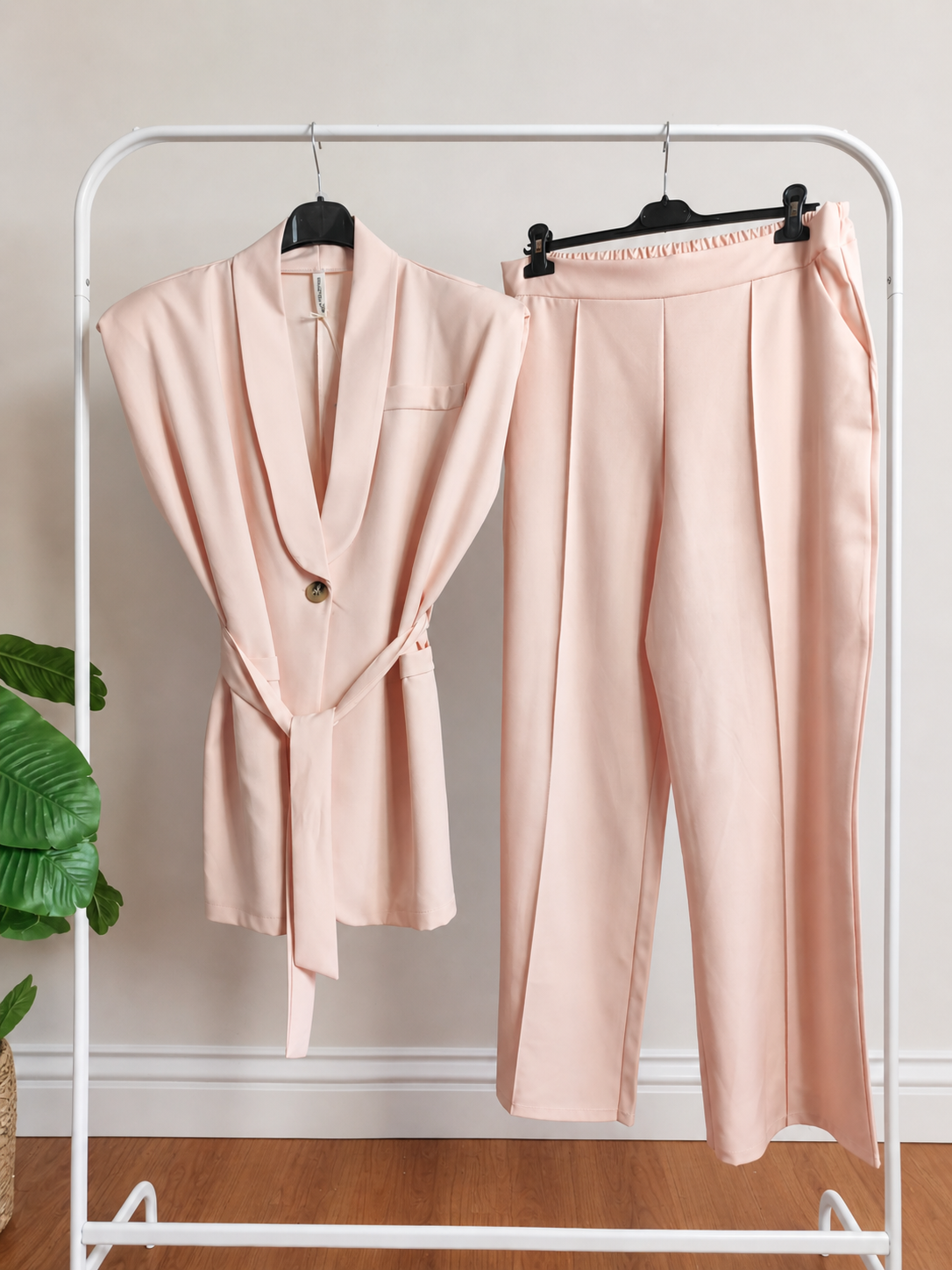 Tailleur Curvy Smanicato Elegante e Comodo Estivo