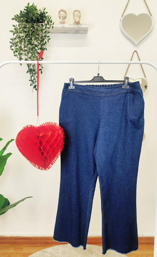 Jeans sfrangiato